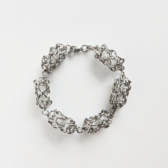 Elegant antique style chainmaille caged beads chunky silver bracelet - Picture 9 of 9